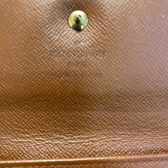 Clearance!  Authentic Louise Vuitton Wallet TH0976 - Picture 7 of 15